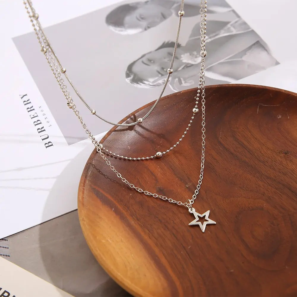 Colar Feminino Estilo Europeu e Americano – Multicamadas com Estrela e Lua