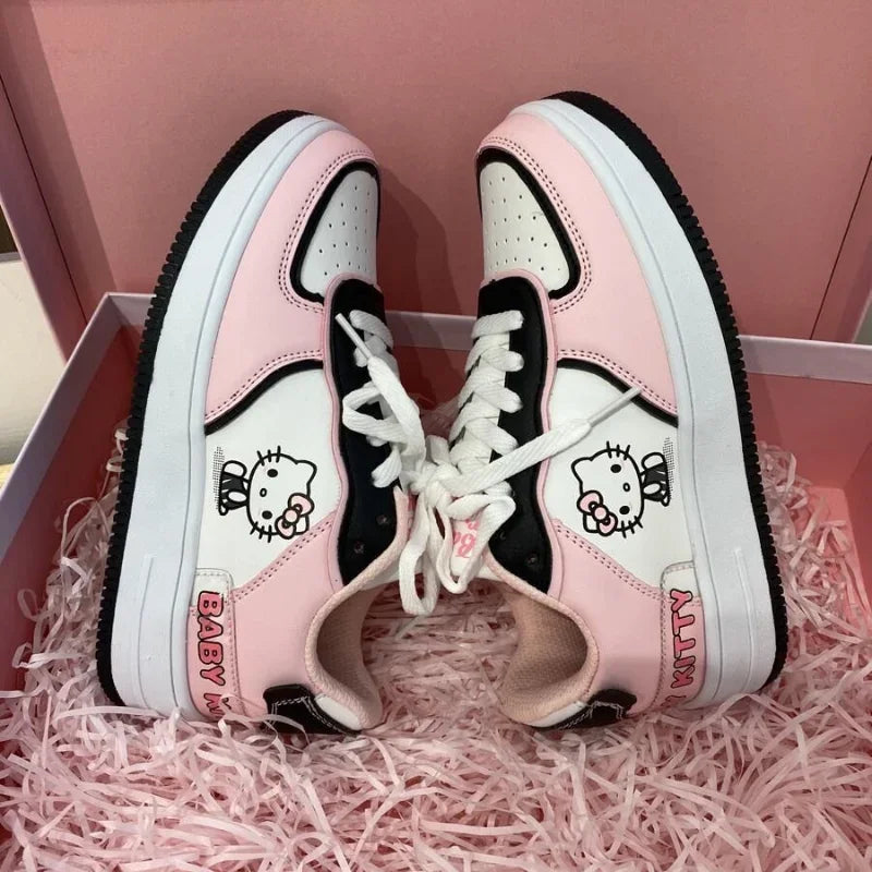 Tênis Feminino Hello Kitty – Charme e Conforto