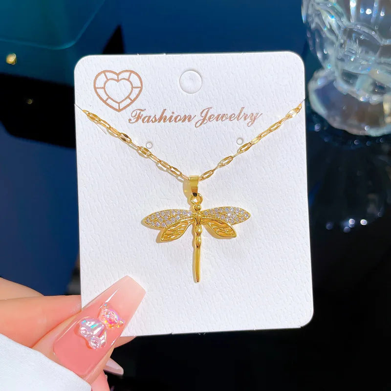 Colar Feminino Dragonfly – Pingente de Libélula em Aço Inoxidável