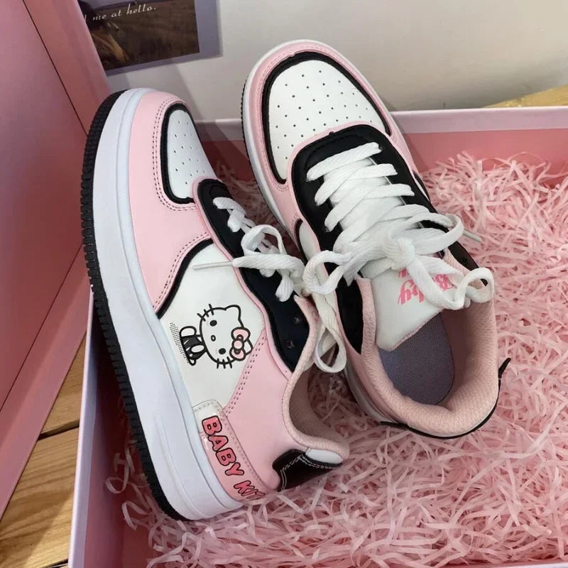 Tênis Feminino Hello Kitty – Charme e Conforto