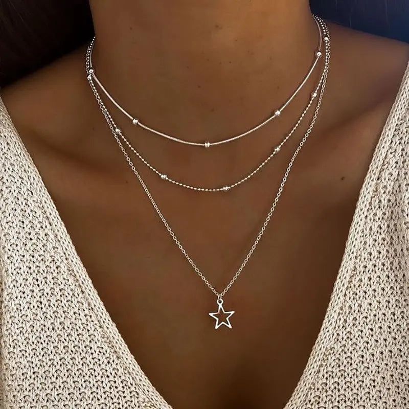 Colar Feminino Estilo Europeu e Americano – Multicamadas com Estrela e Lua