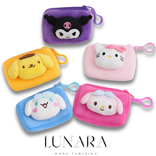 Bolsa de Moedas Hello Kitty – Pelúcia Rosa com Chaveiro