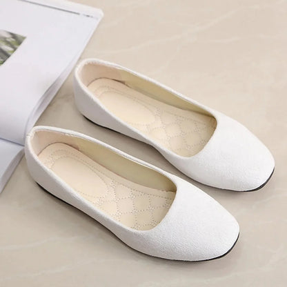 Sapato Feminino Suede Square – Elegância e Conforto