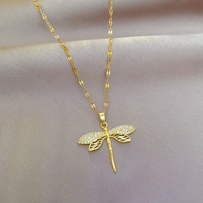 Colar Feminino Dragonfly – Pingente de Libélula em Aço Inoxidável