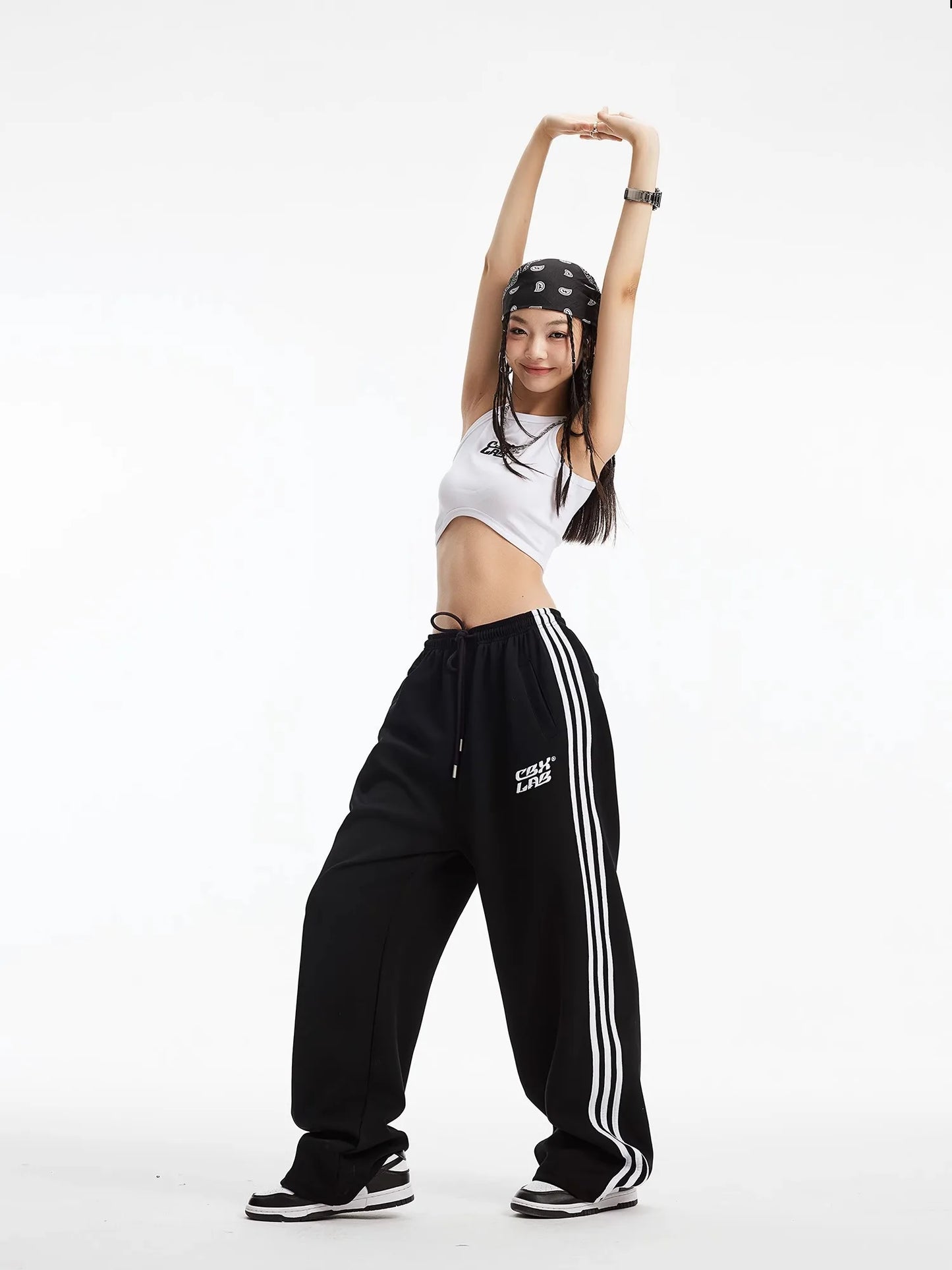 Calça Feminina Streetwear – Atitude e Movimento