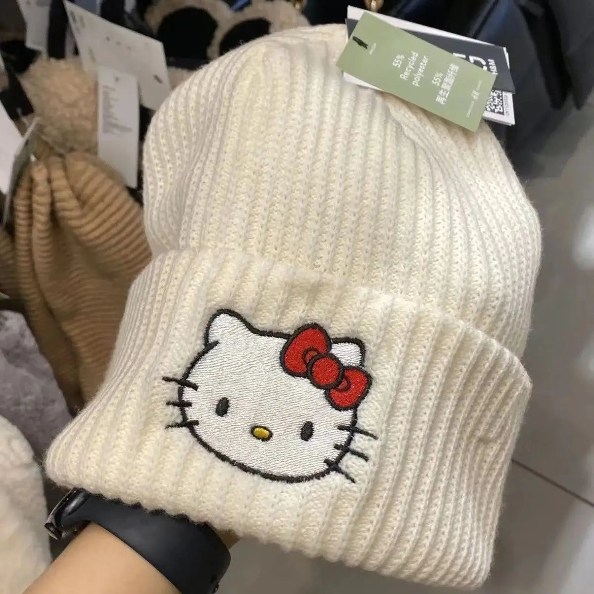 Touca – Hello Kitty, Cinnamoroll, Melodia e Kuromi