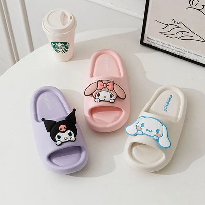 Slippers – Kuromi, My Melody e Pochacco