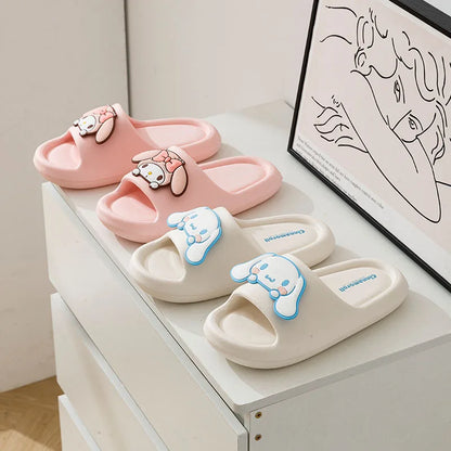 Slippers – Kuromi, My Melody e Pochacco