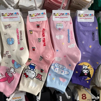Meia Longa Hello Kitty – Estilo e Conforto