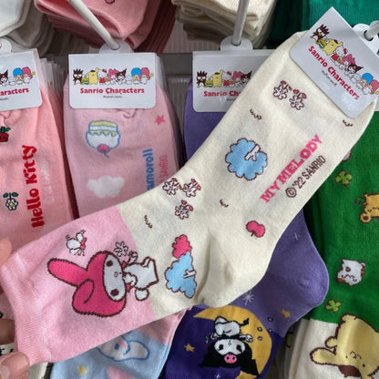 Meia Longa Hello Kitty – Estilo e Conforto