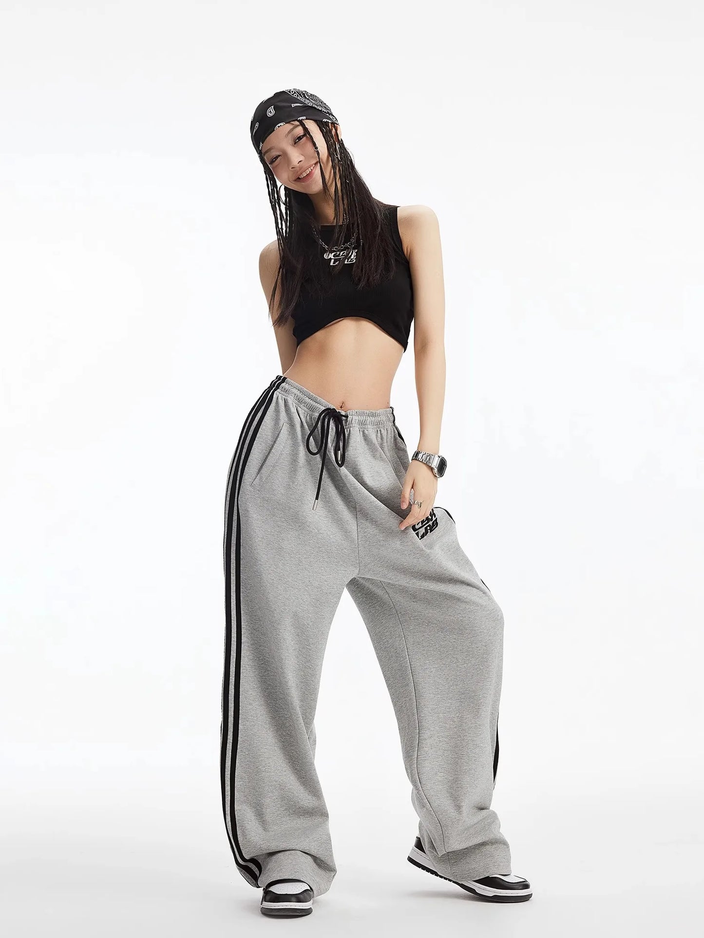 Calça Feminina Streetwear – Atitude e Movimento